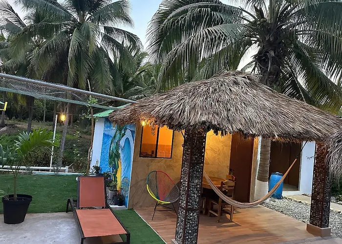 Casa Las Palmas Playa La Saladita