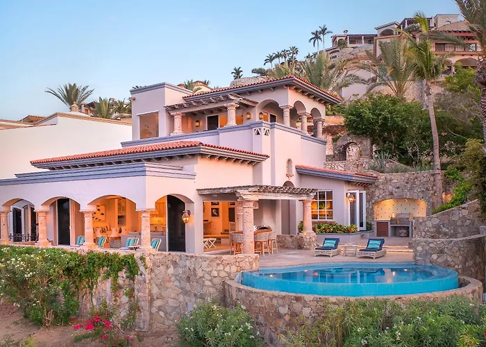 Beautiful 3 Bd Villa With Staff And Steps From The Beach In Del Mar Palmilla