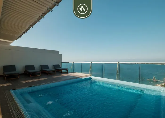 Oceanview 3 Bedroom Penthouse With Private Terrace - Bbq