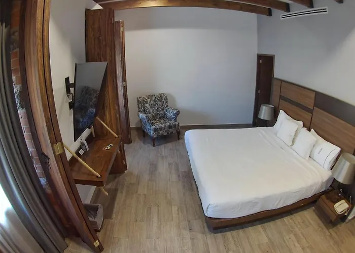 Hotel Diana