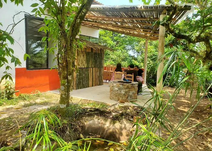 Hospedaje Totalmanik