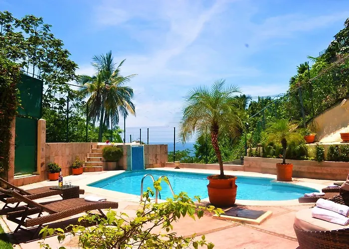 Condo Selva Alta