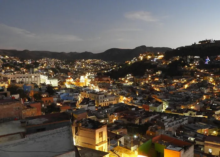 La Loteria Panoramic House & Rooftop By Lunian