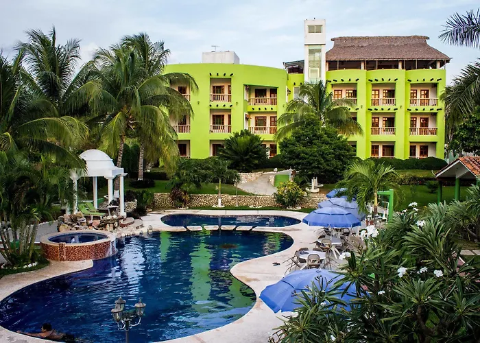 Hotel & Suites Punta Esmeralda