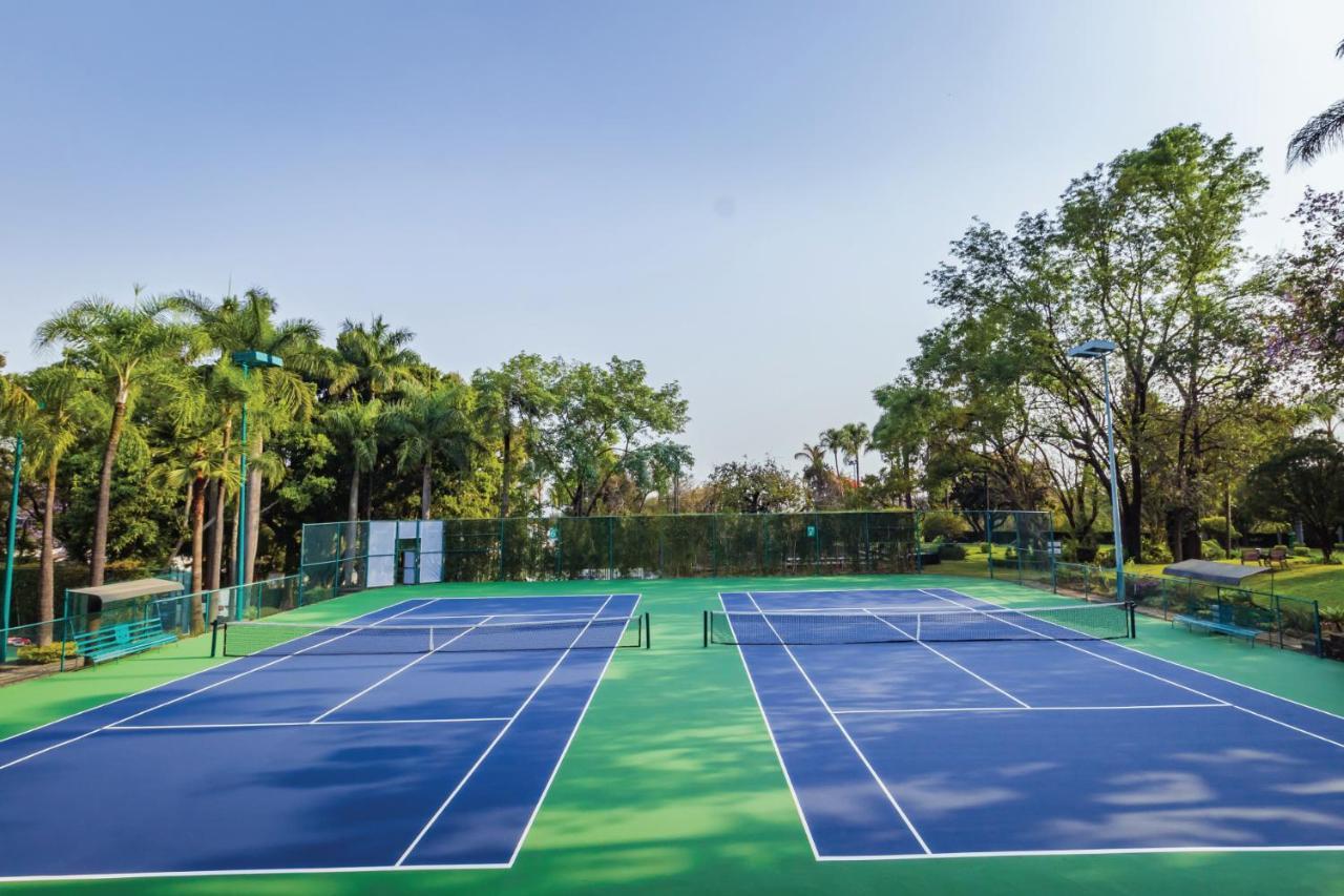 Racquet 5*