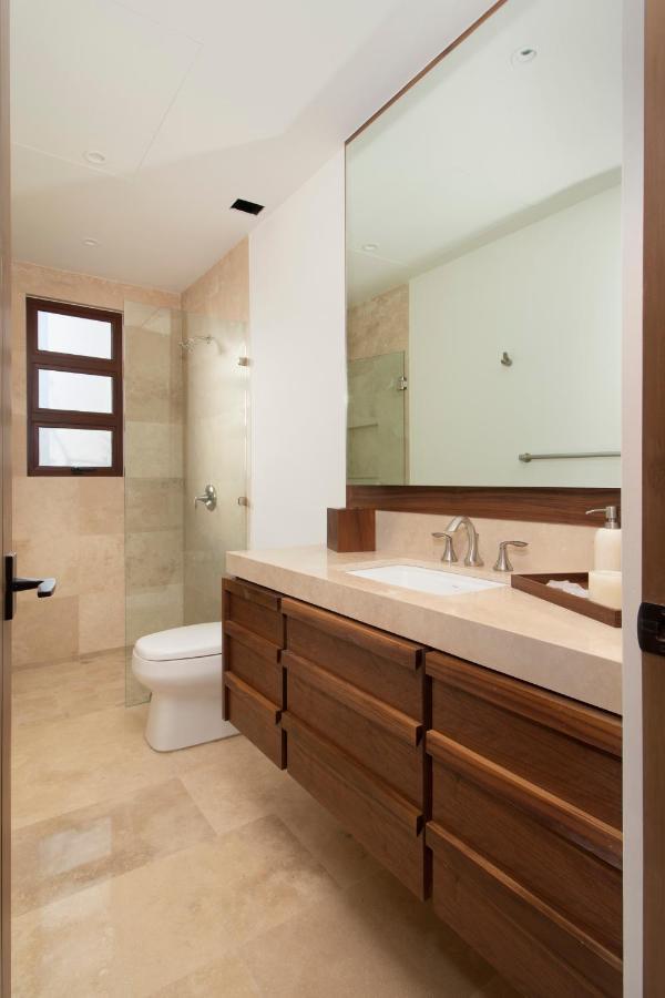 Bohari Palmilla *