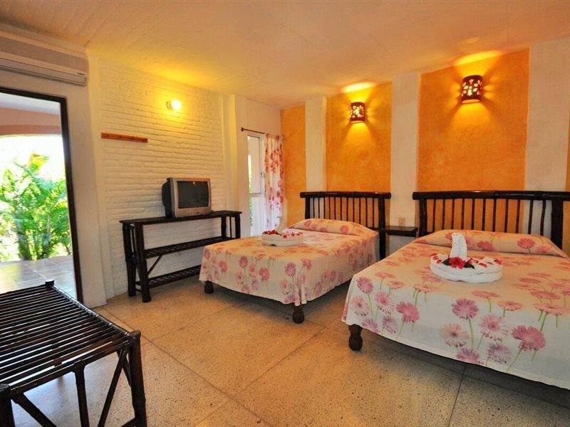 Hotel Zihua Caracol