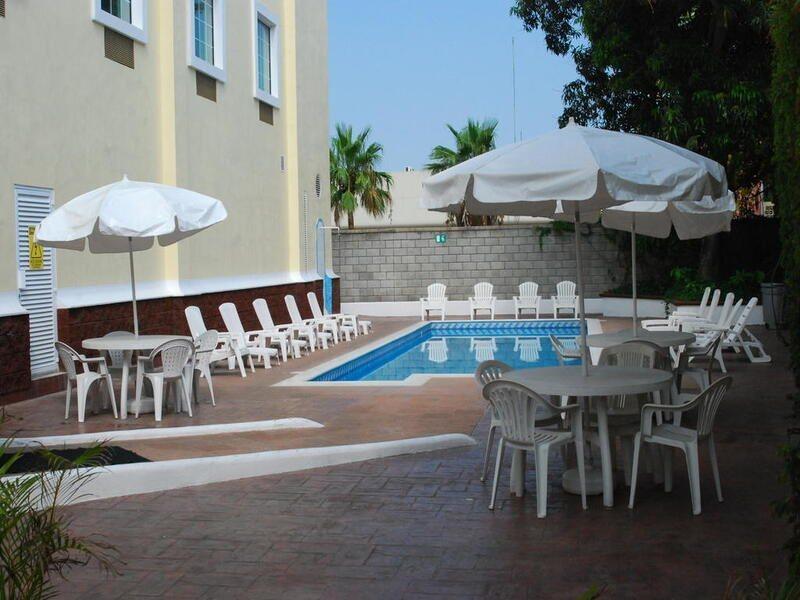 Rio Vista Business High Class Tampico