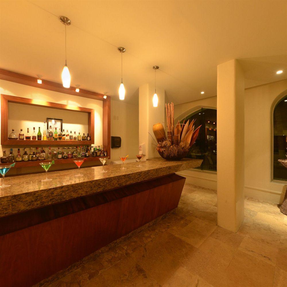 Hotel Camino Real 5*