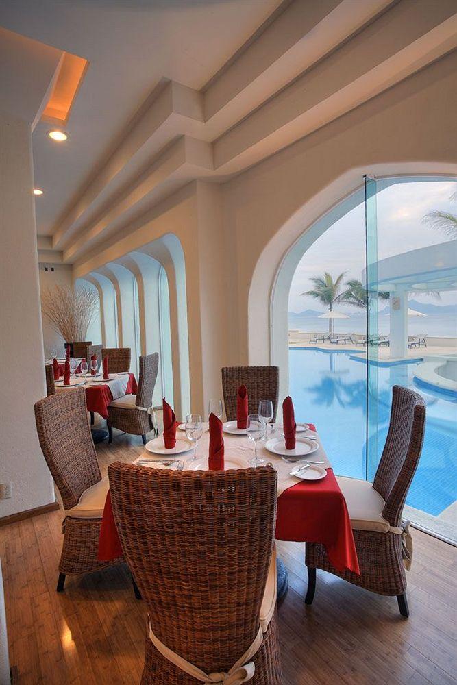 Camino Real Hotel 5*