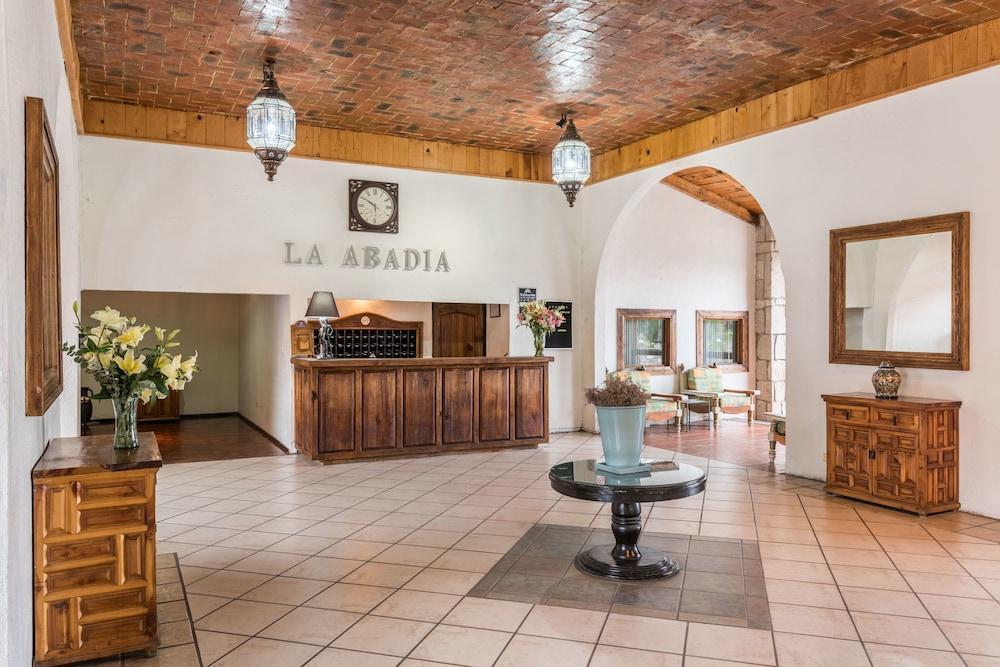 Abadia Tradicional Hotel