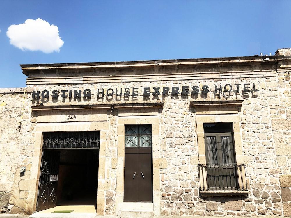 Expres By Hosting House Hotel 4*