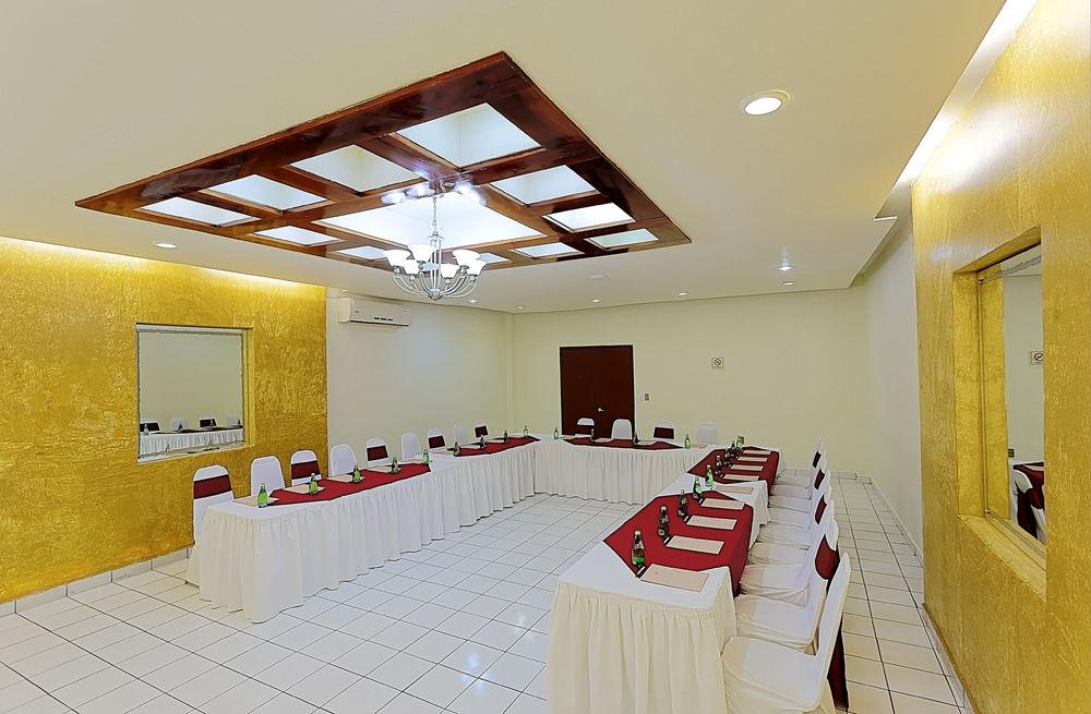 Olmeca Plaza Urban Express 3*