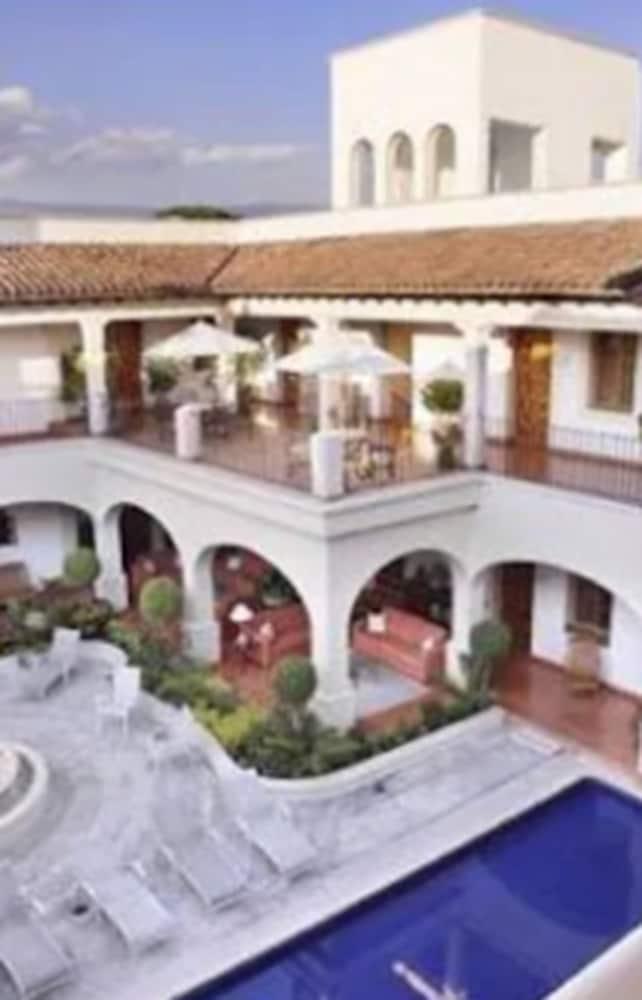 Boutique La Casa Azul Hotel 5*