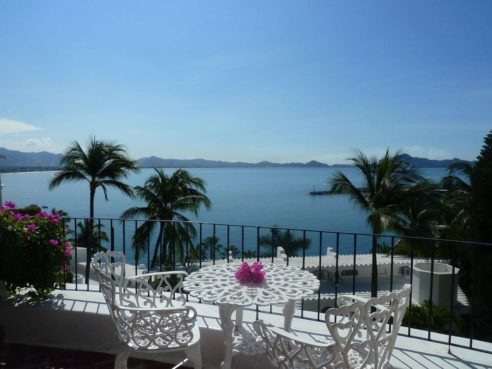 Dolphin Cove Aparthotel