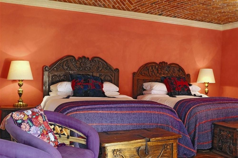 La Puertecita Boutique 4*