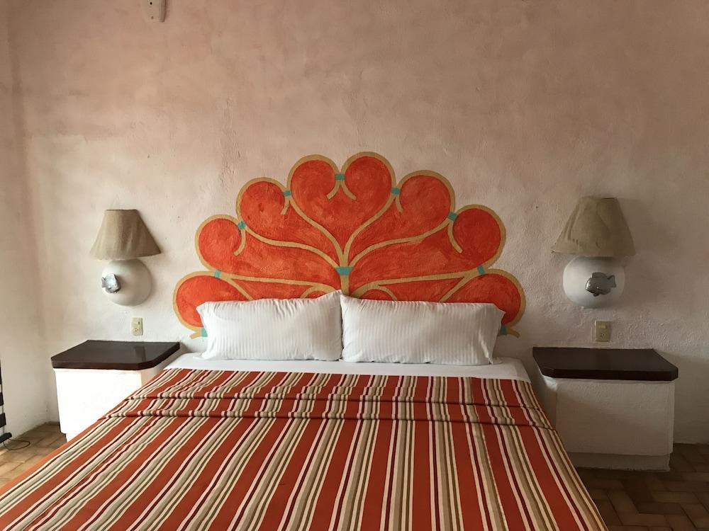 Plaza Tucanes Hotel Manzanillo