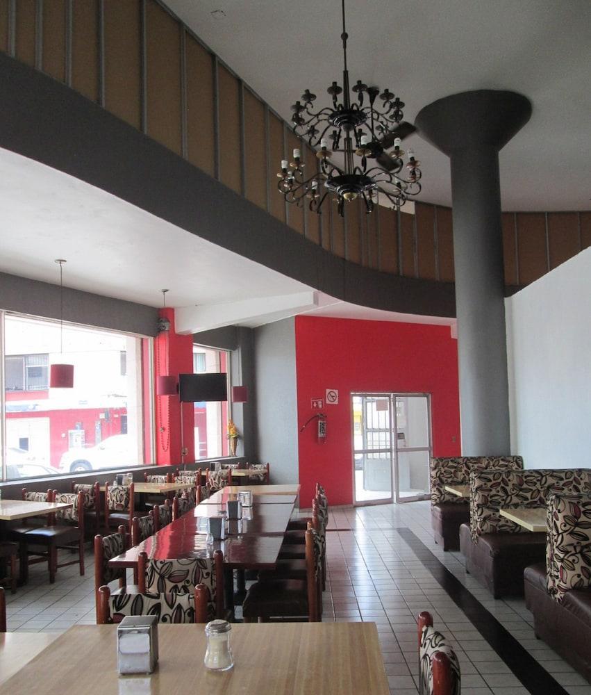 Hotel Capital O Nueva Galicia, Guadalajara Centro Downtown Guadalajara
