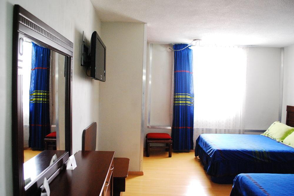 Aristos Hotel Puebla