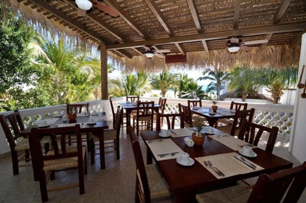 Casa Costa Azul Hotel