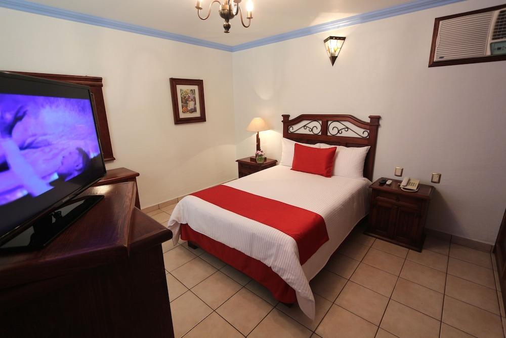 Angel Hotel 4*