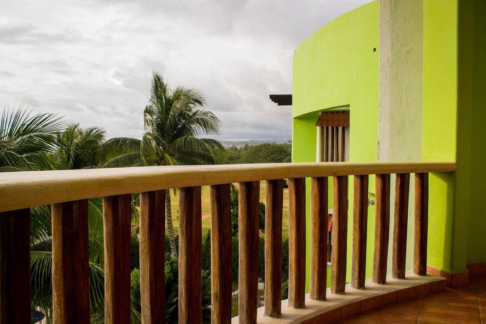 Hotel & Punta Esmeralda 4*