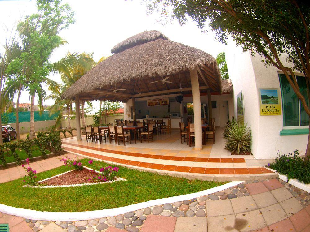 Parotas Manzanillo