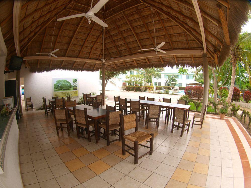 Parotas Hotel Manzanillo