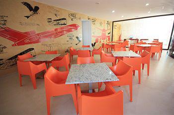 Wyndham Garden Bajio Aeropuerto Hotel 5*