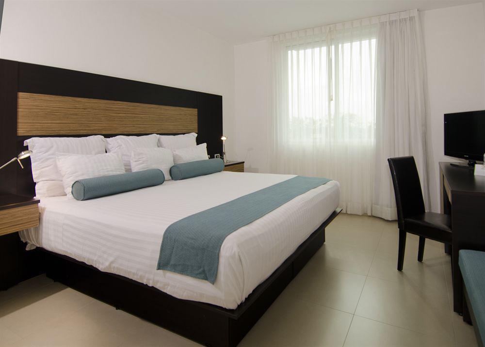 Wyndham Garden Bajio Aeropuerto 5*