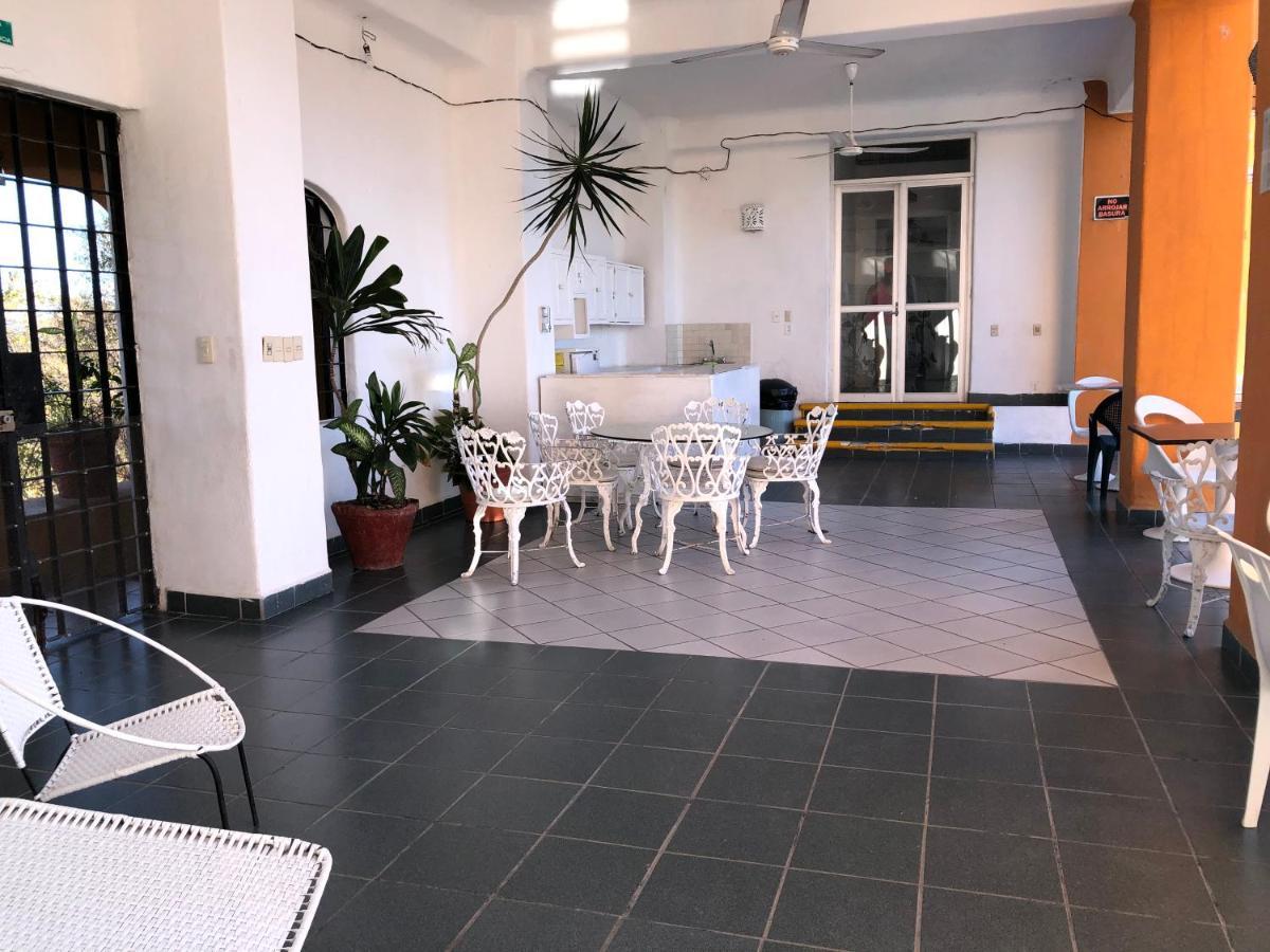 Casa Mexicana La Reyna Manzanillo