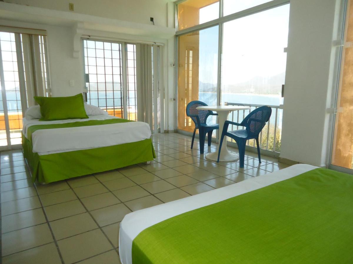 Casa Mexicana La Reyna 2*