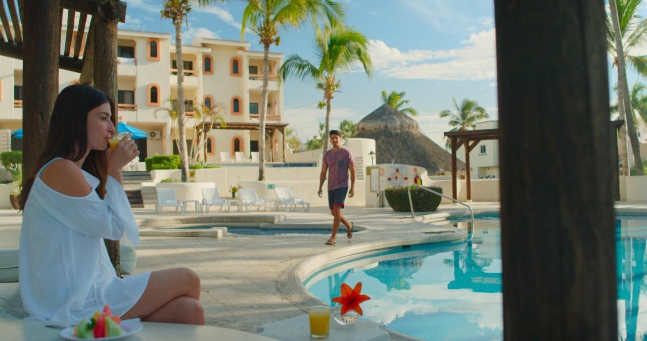 Hotel Park Royal Cabos 4*