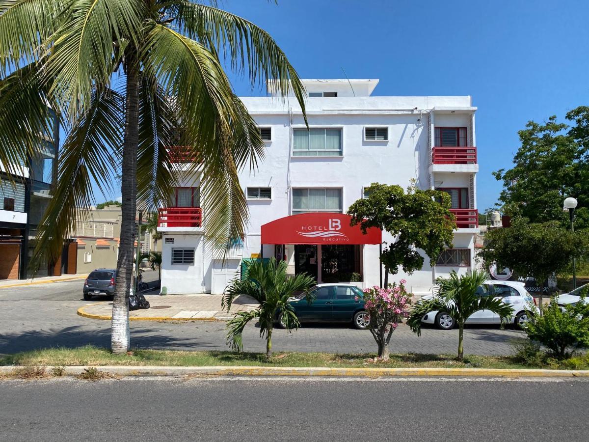 Lb Hotel Manzanillo