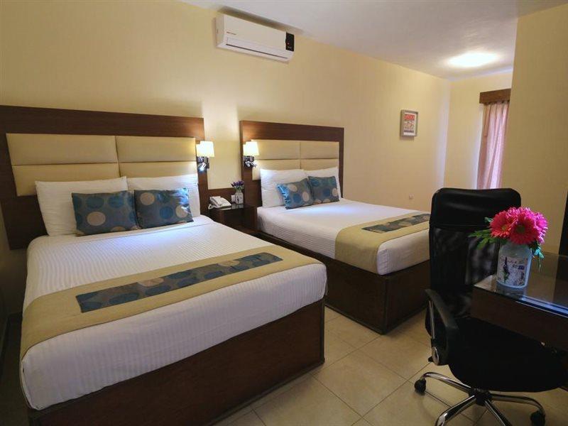 San Miguel, En El Centro - Desayuno Gratis 3*