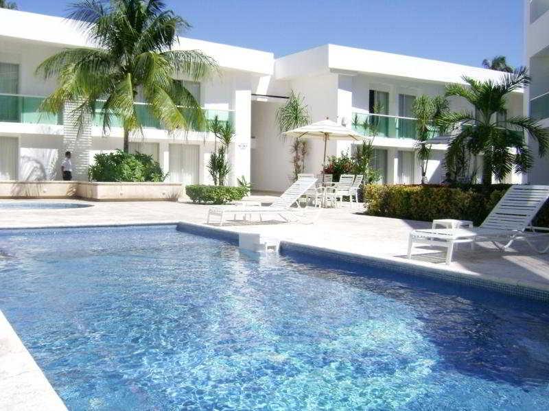 Cocos 4*