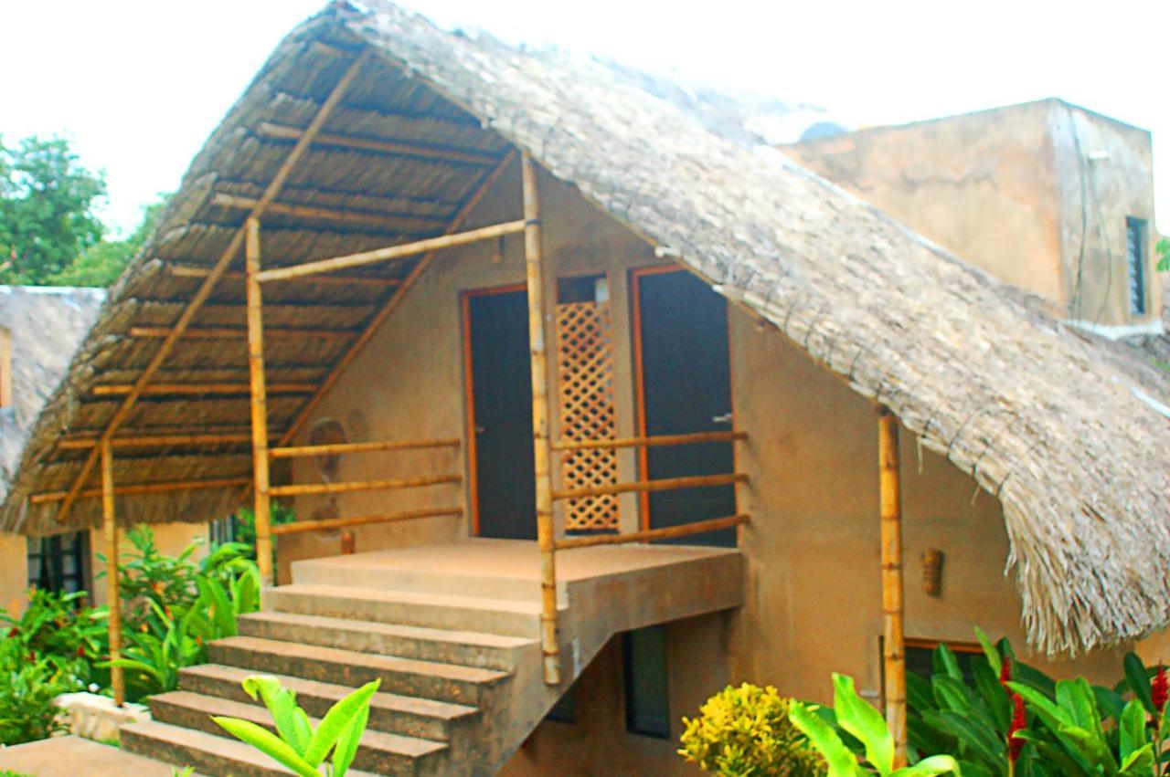 Hotel Axkan Palenque, Shows En Vivo & Gastronomia Mar Y Tierra & Travel Agency Palenque
