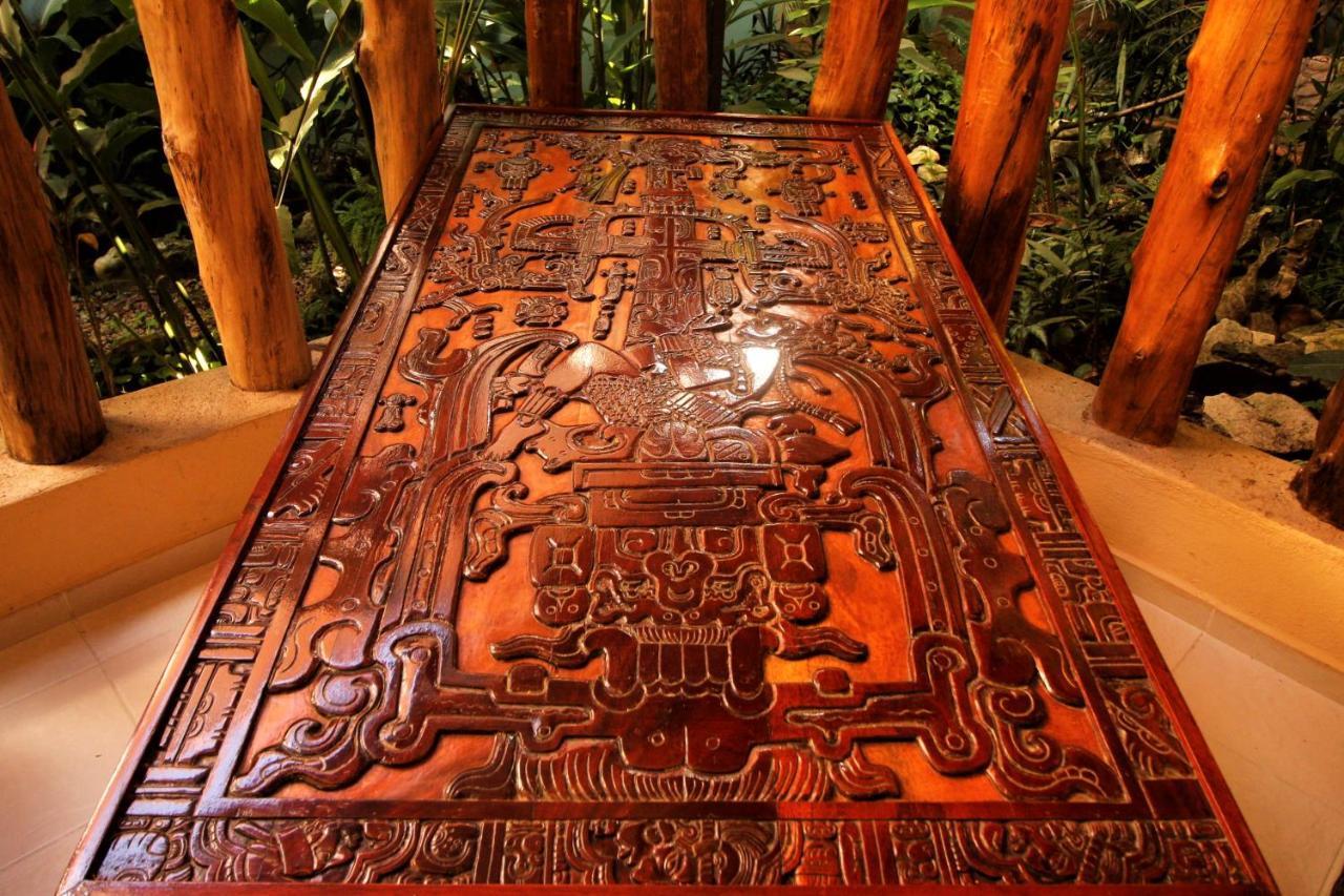 Maya Tulipanes Hotel