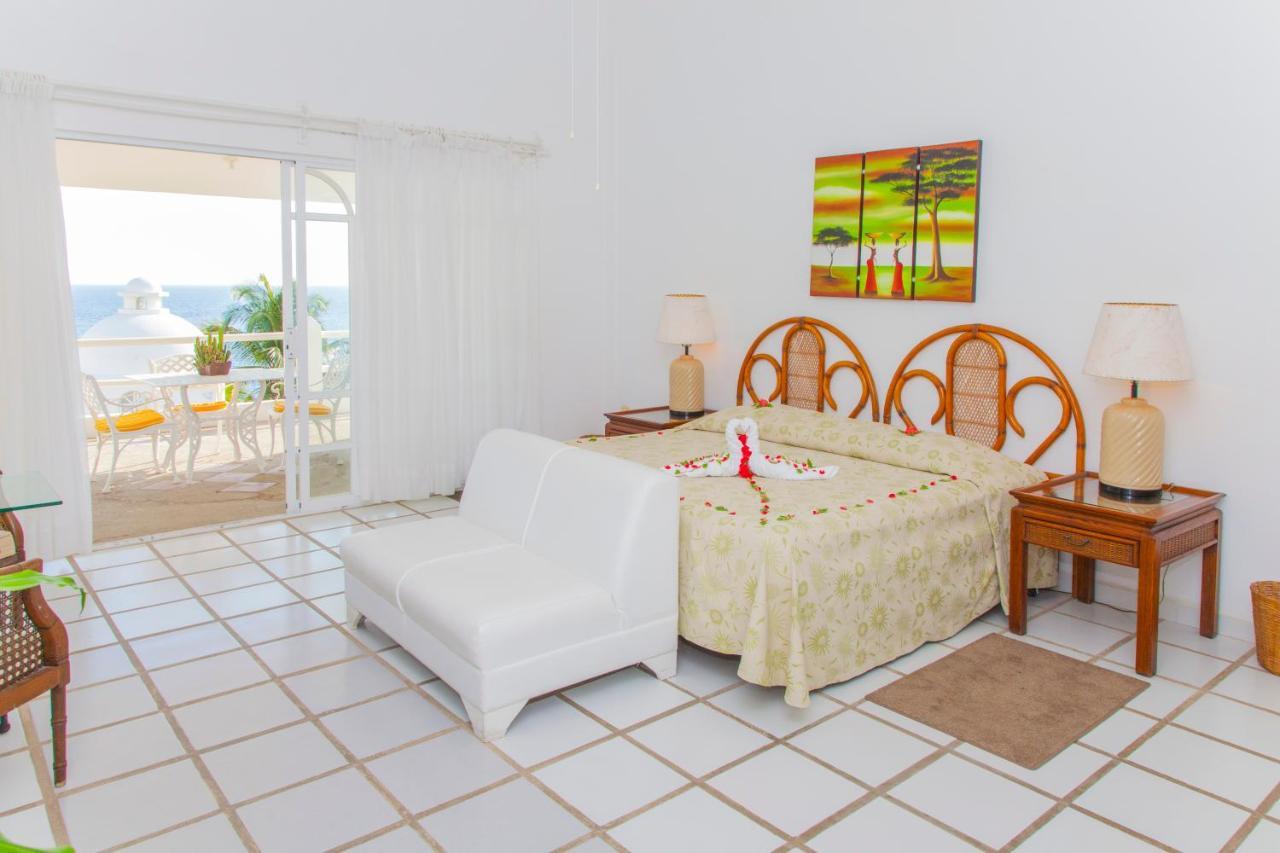 Fasol Huatulco Hotel 5*