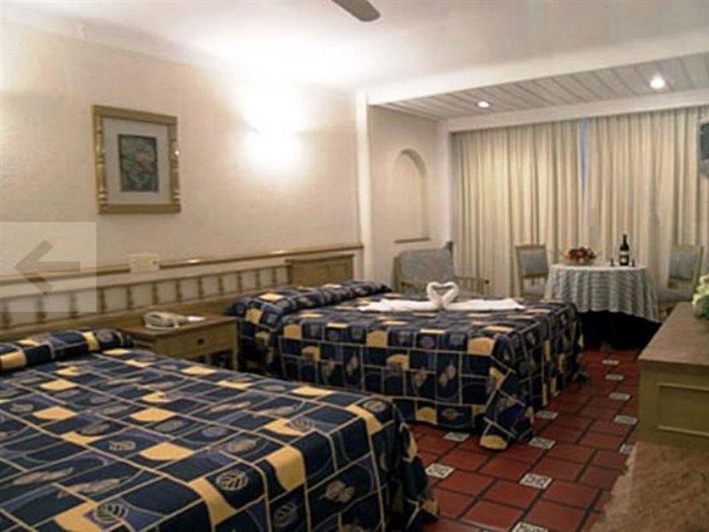 Colonial De Hotel