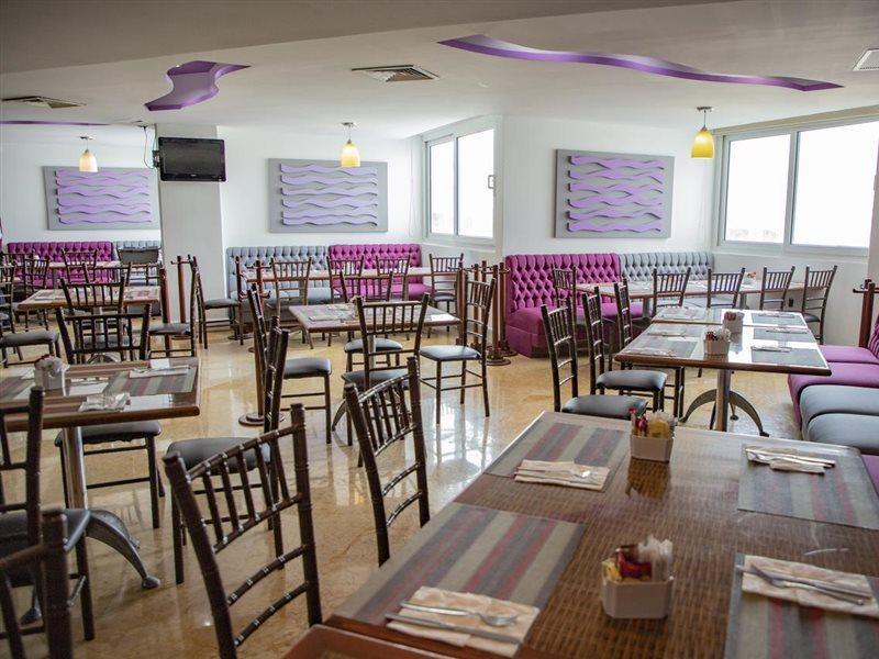 Hotel Lois 4*