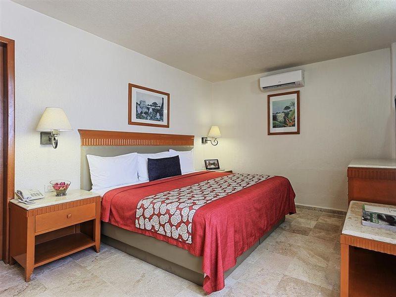 Olmeca Plaza Hotel