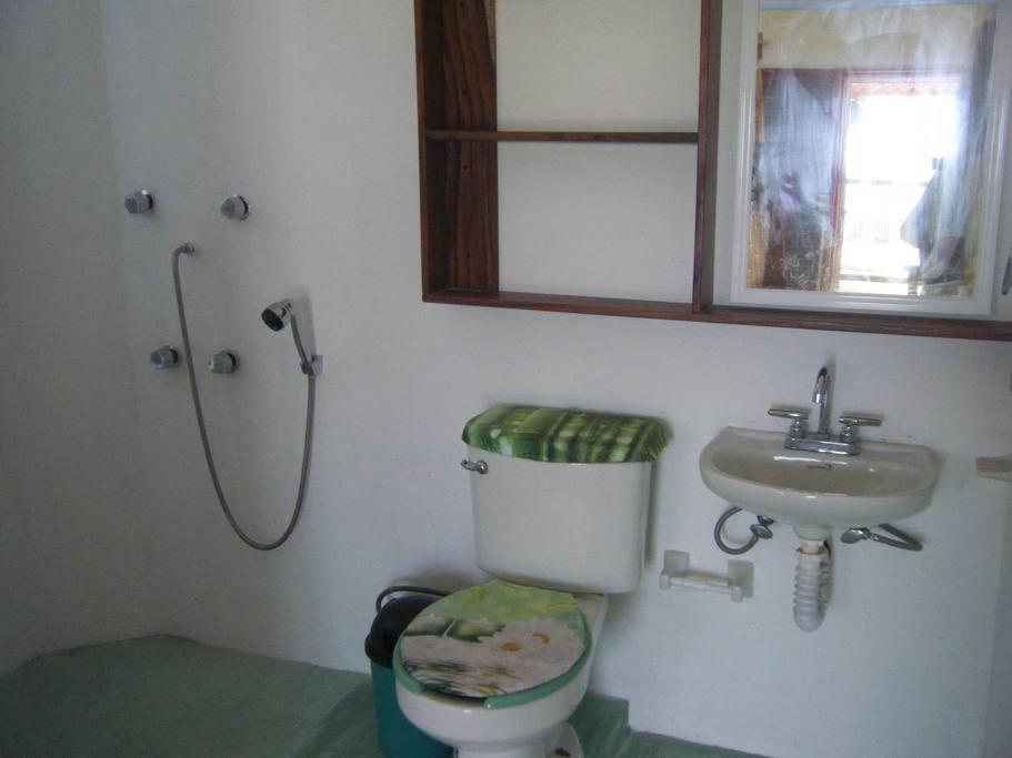 Casa Colibri Agua Blanca Hotel *