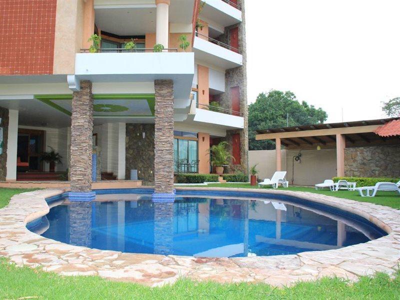 Hotel Xadani 4*