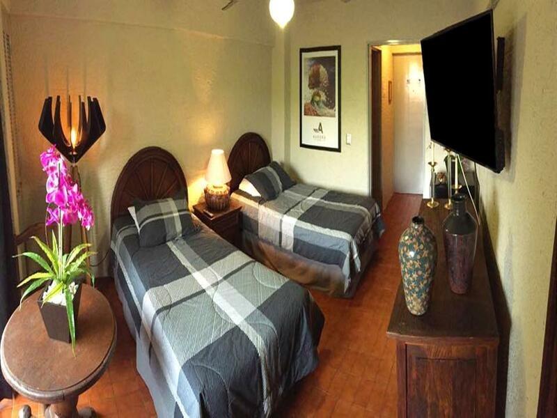 Aurora Hotel 3*