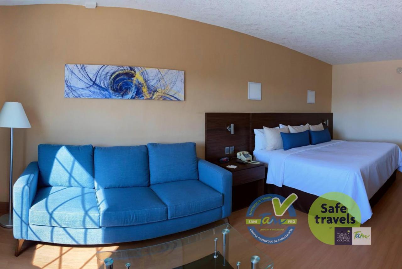 Rio Vista Business High Class