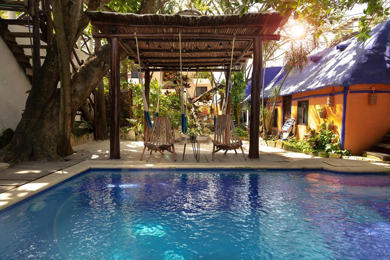 Amar Inn 2*