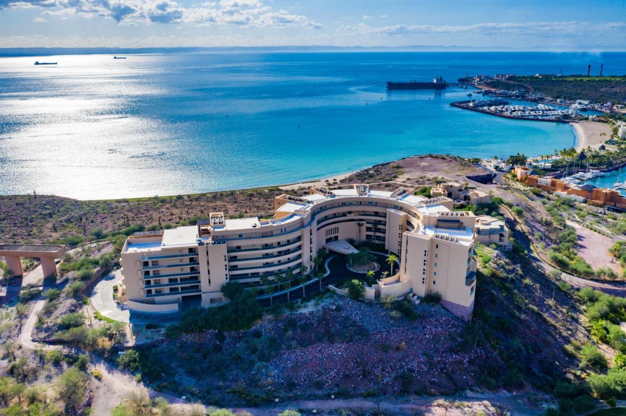 Puerta Cortes Residences 5*