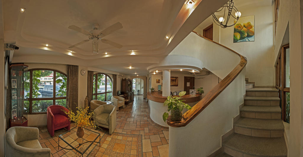 Boutique La Pergola Manzanillo