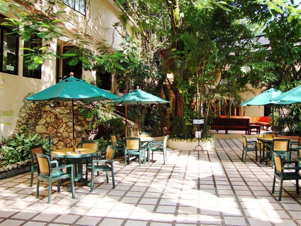 Maya Tulipanes Hotel